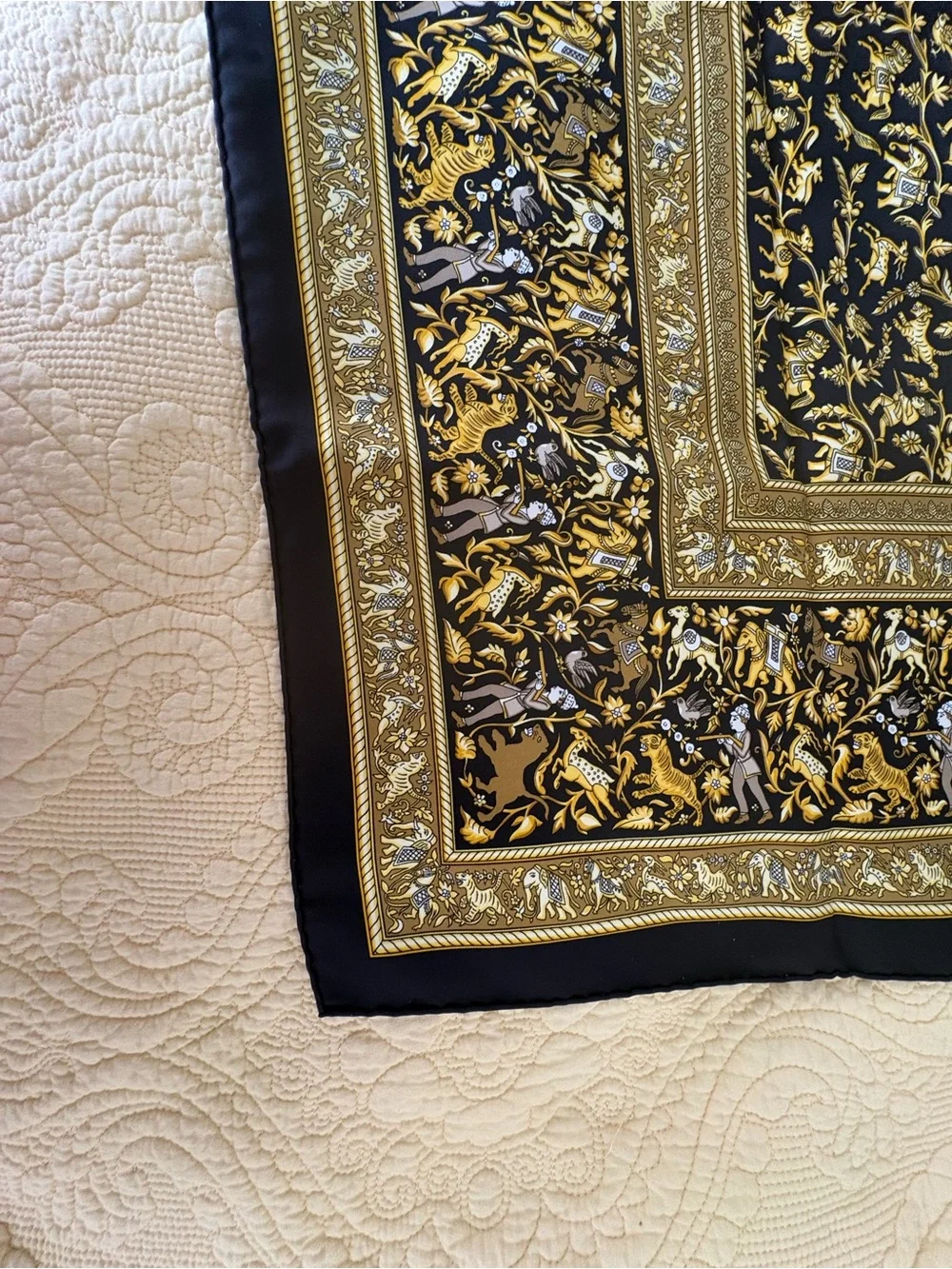 Hermès Chasse en Inde Silk Carré 90 Scarf Black Gold Michel Duchêne